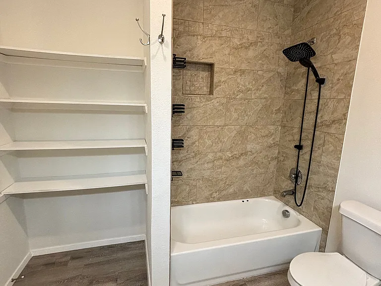 524 Wood Dr — Photo 10