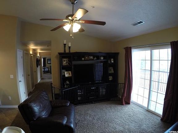 4th image of 1530 W Westbury Way #L