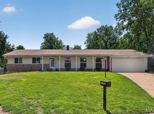 12700 Karenway Ct, Saint Louis, MO 63146