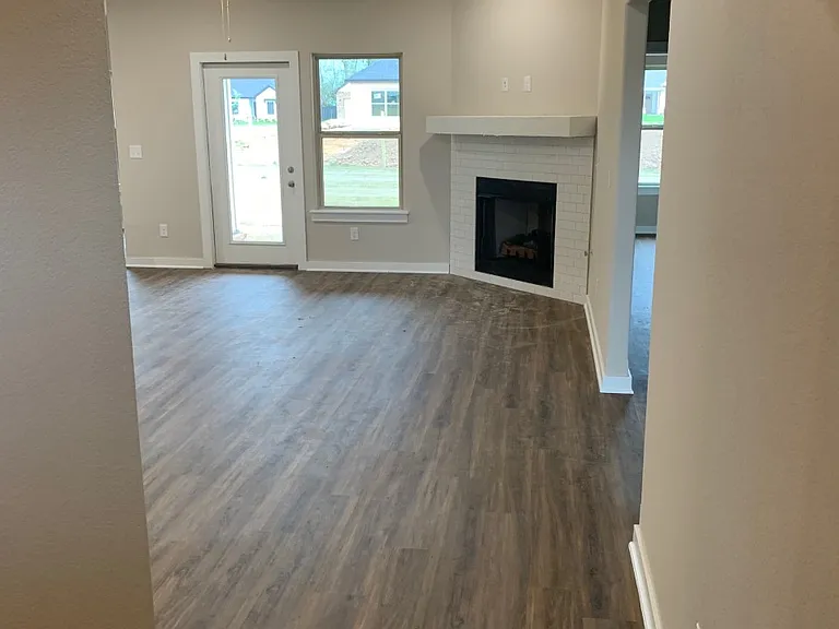403 Otoe St — Photo 2