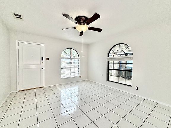 3rd image of 4922 Brockman St