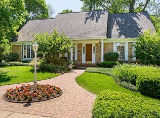 1116 Stoddard Ave, Wheaton, IL