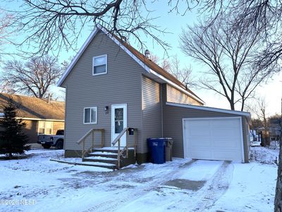212 3rd Ave SW, Watertown, SD, 57201