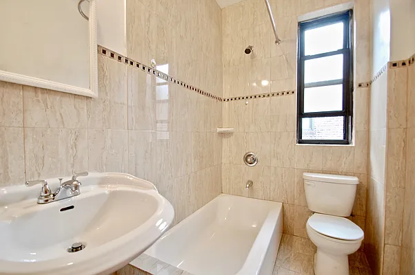 Rented by Compass | media 9