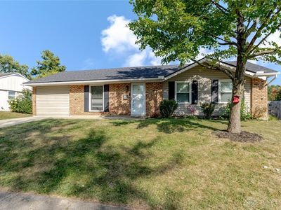 930 Firwood Dr, New Carlisle, OH, 45344