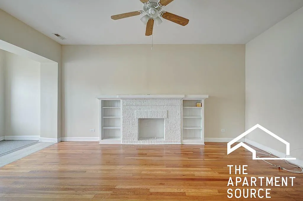 2 bed, 1200 sqft, $2,300 — Photo 2