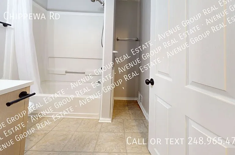 93 Chippewa Rd — Photo 9