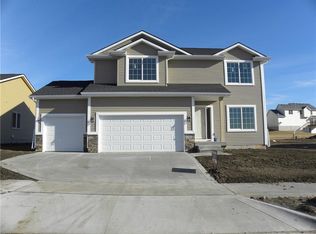 1885 Se Waddell Way, Waukee, IA 50263