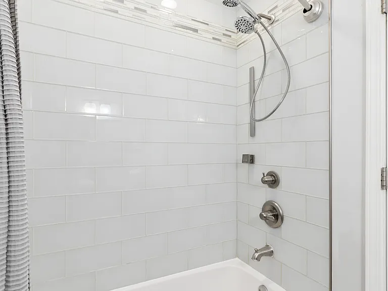 8058 W Lyons St #B — Photo 13