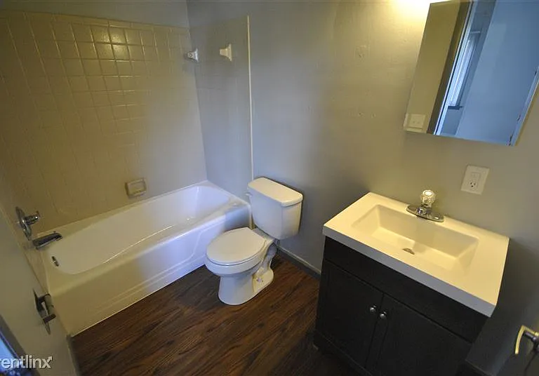 825 Tappan — Photo 8