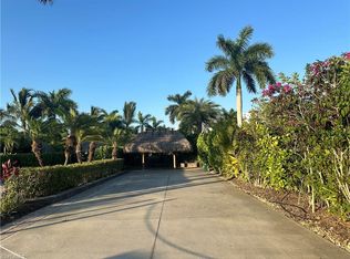 13470 Ladyfish Ln, Naples, FL 34114