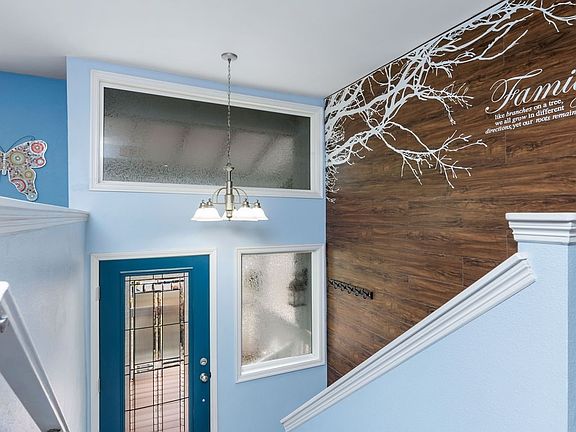 4th image of 24620 NE Granada Court