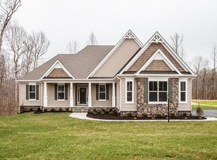 18 Cranes Bluff Ct, Fredericksburg, VA 22405