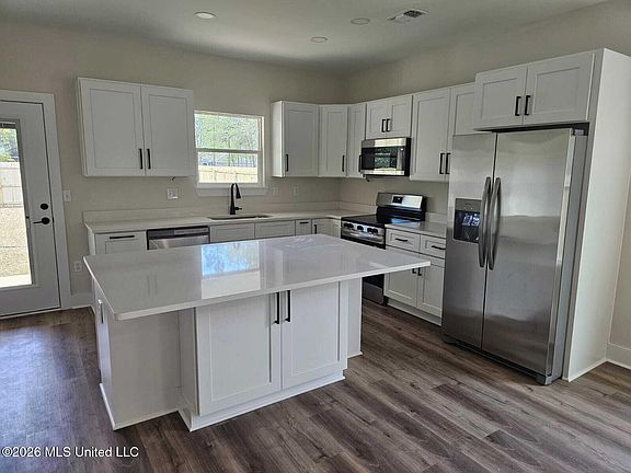 4th image of 14937 Dantzler Rd