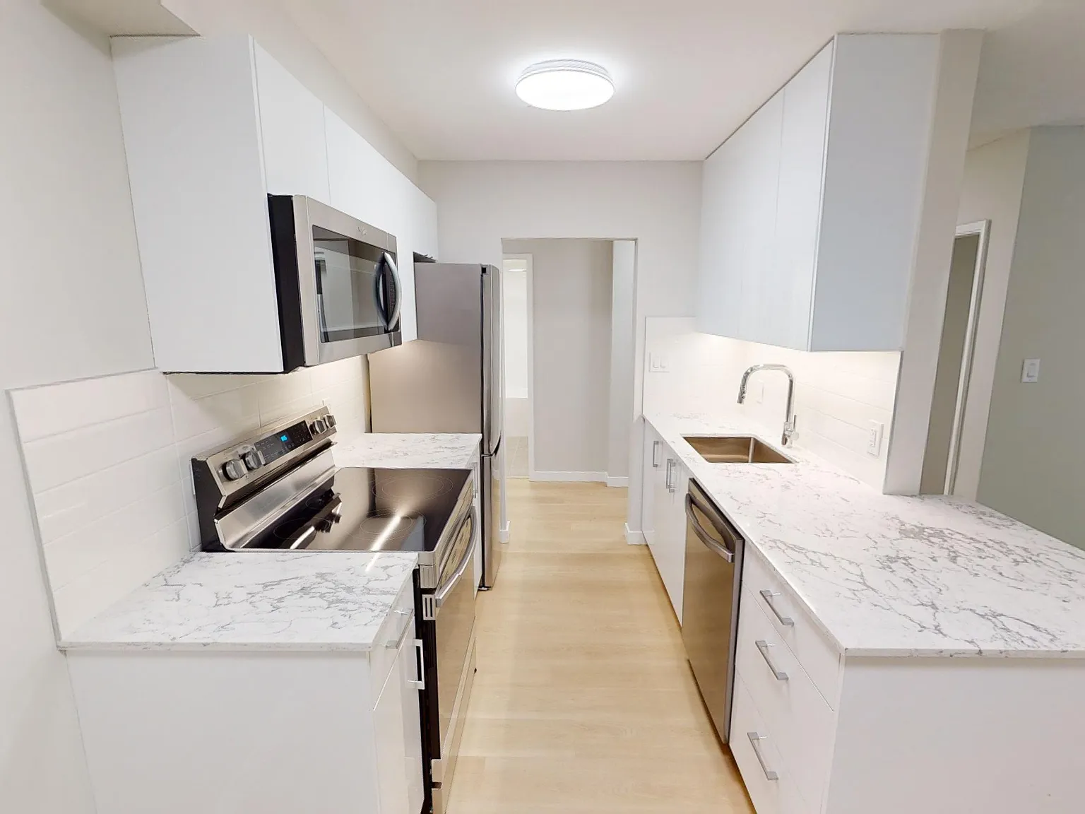 2183 West 44th — Photo 3