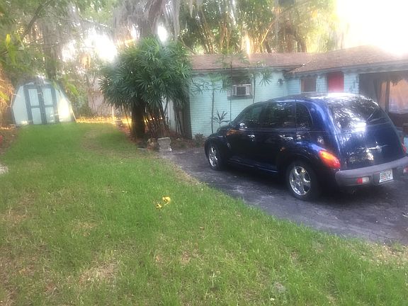 2nd image of 3411 E Yukon St