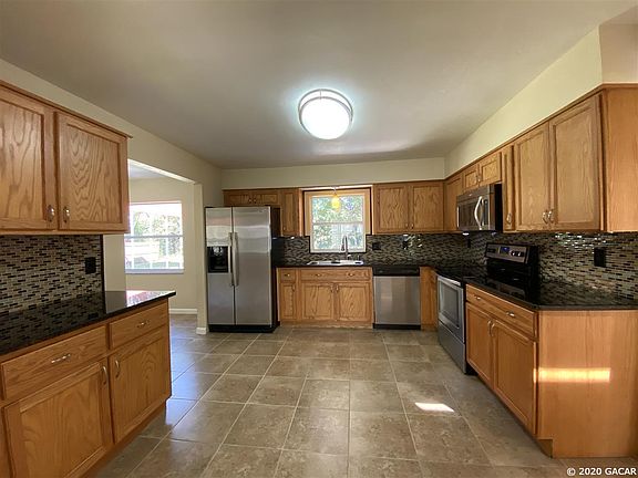 3rd image of 10012 NW 25th Pl