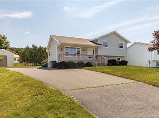 47 Glenwood Dr, Saint John, NB E2M5P3