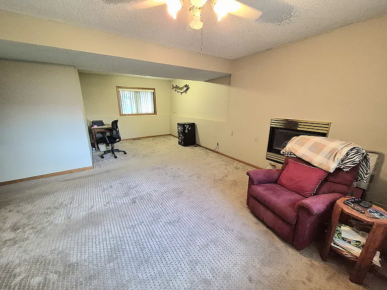 9223 W 126th St — Photo 14