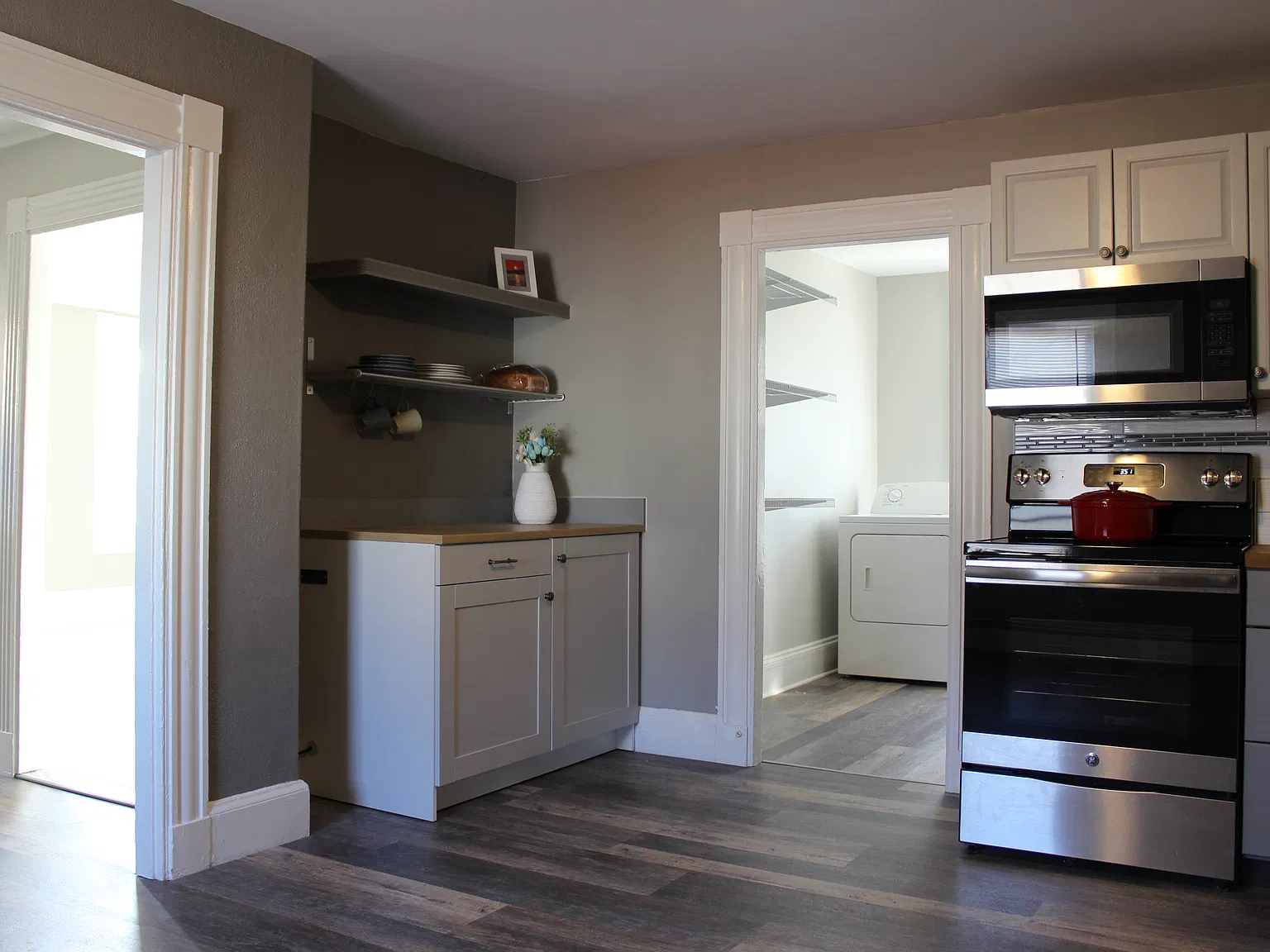 1 bed, 800 sqft, $1,495 — Photo 3