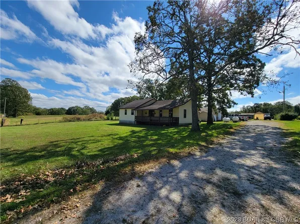 372 Mill School Rd, Macks Creek, MO 65786