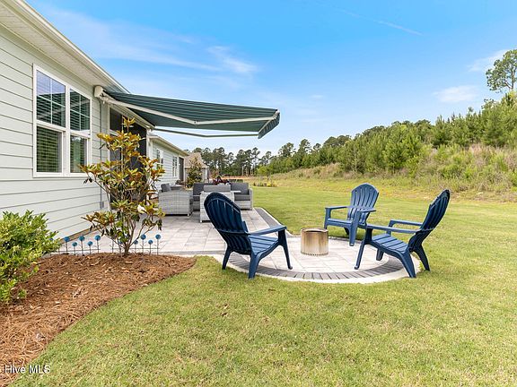 2nd image of 3089 Lochgreen Circle