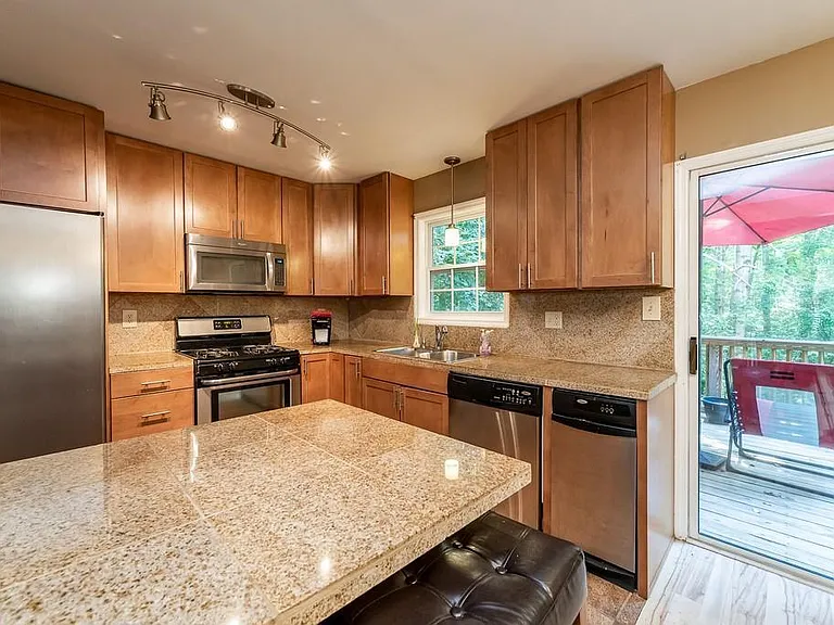 3556 Kennesaw Station Dr NW — Photo 8