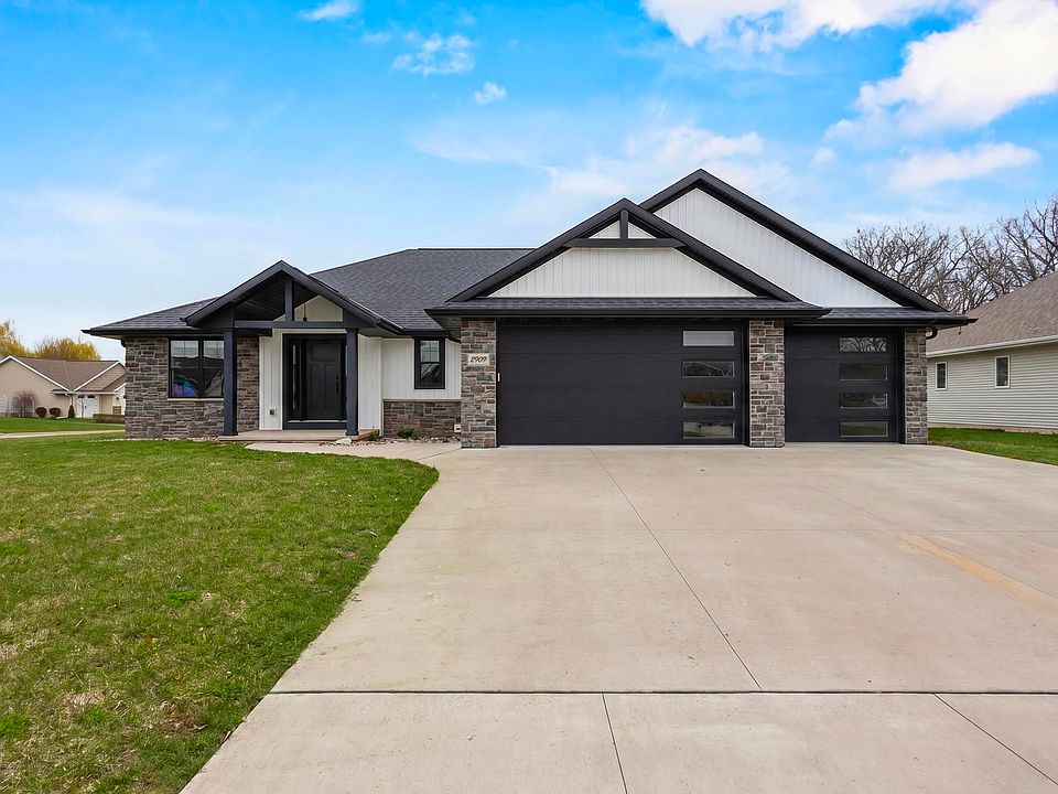 1st image of 2909 Grand Cypress Ln