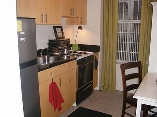 Sold by Bank Neary | media 3