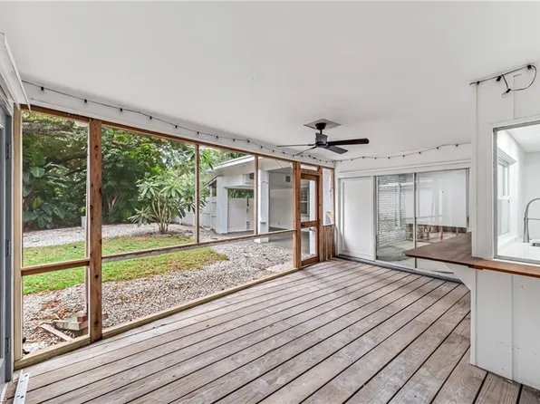 2472 Harbor RD, NAPLES, FL 34104