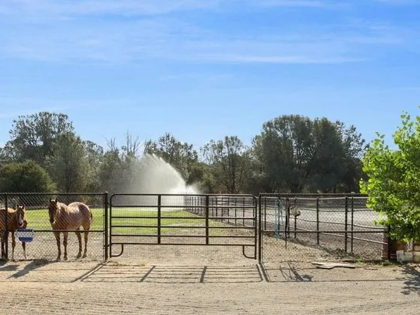 5005 Messing Rd, Valley Springs, CA 95252