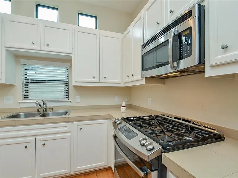 11315 S Main St #1-301 — Photo 11