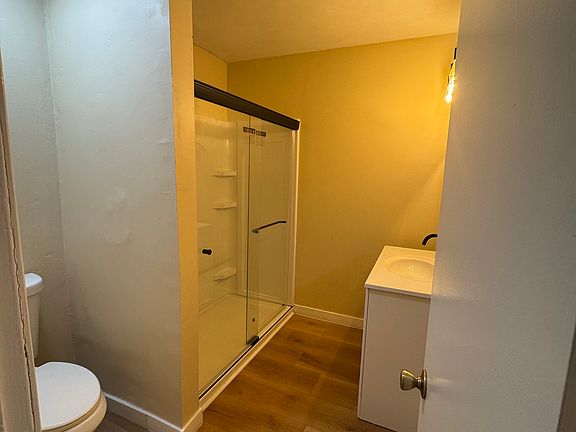4th image of 6238 N 14th St #B