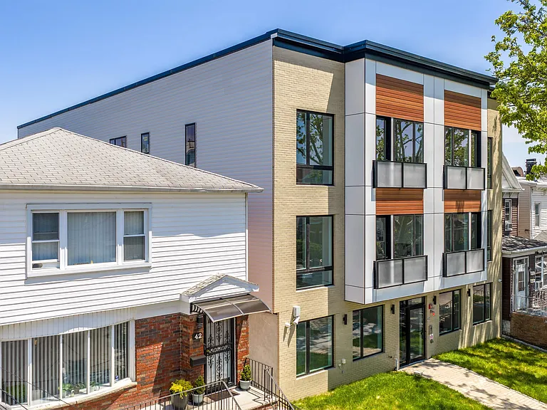 40 Lembeck Ave #201 — Photo 10