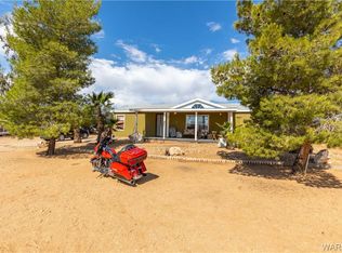 3857 N Santa Cruz Rd, Golden Valley, AZ 86413