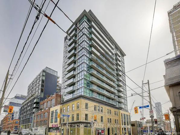 39 Sherbourne St, Toronto, ON