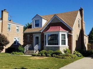 7662 W Peterson Ave, Chicago, IL
