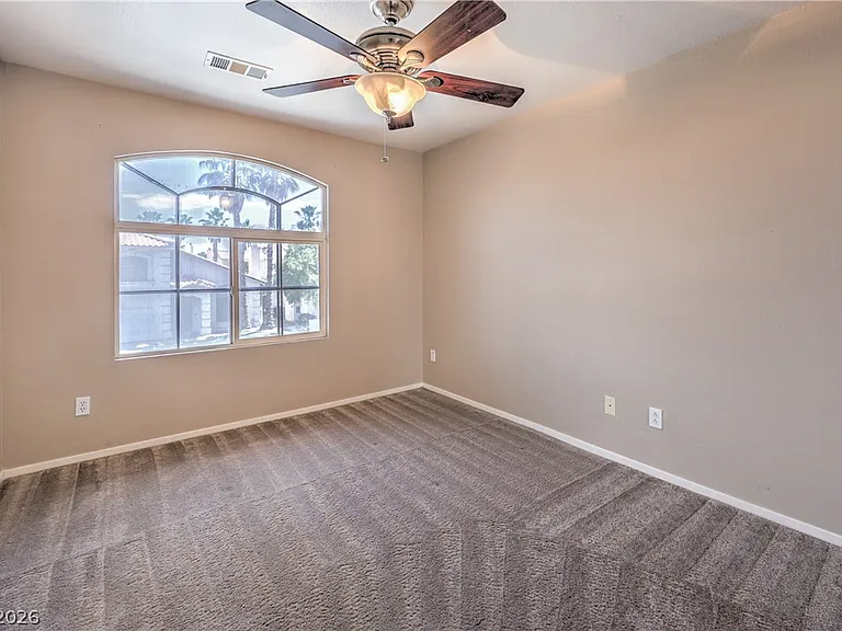 10035 Daybreak Dew Ct — Photo 25