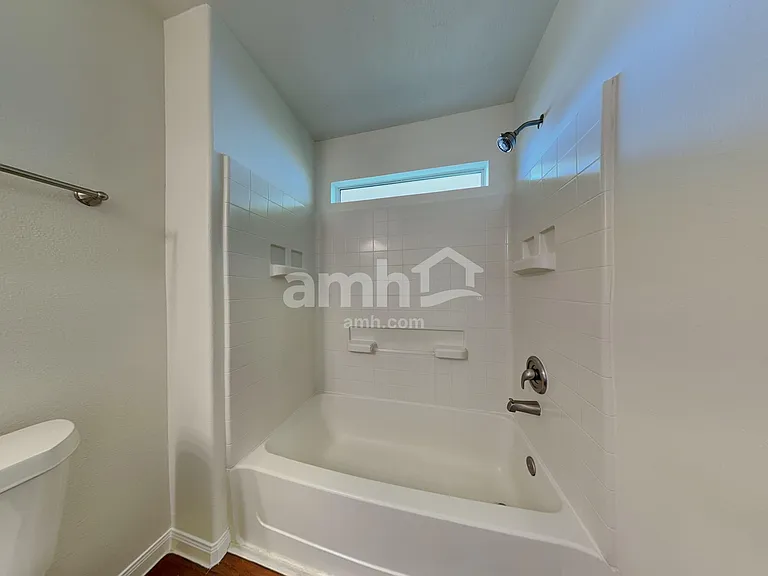 12006 Jillian Crossing Dr — Photo 11