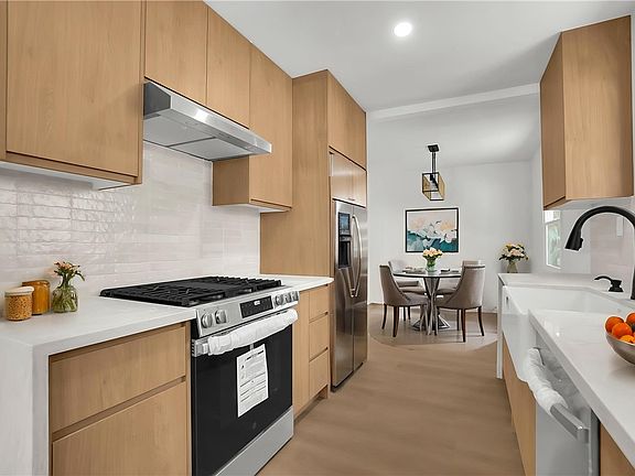 2nd image of 4808 Maryland Ave