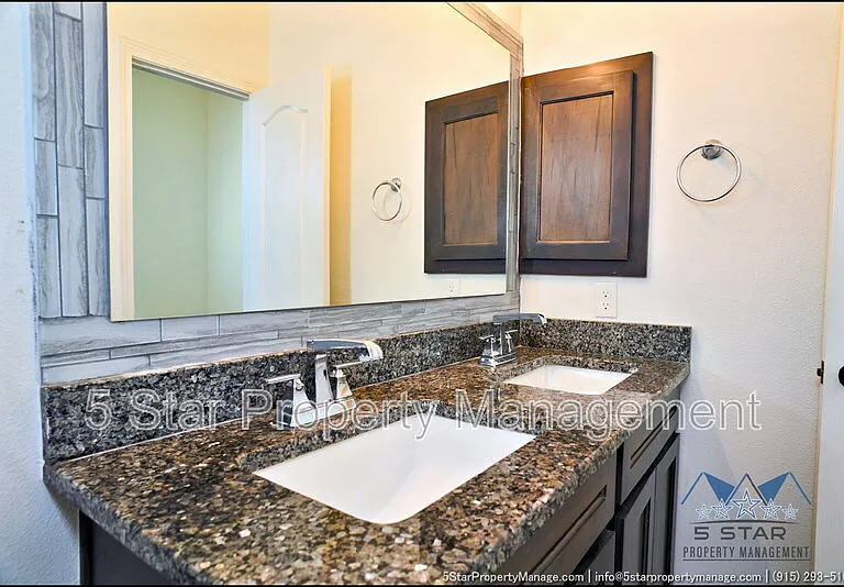 781 Croxdale St — Photo 27