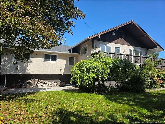 4th image of 141 Neil Dr