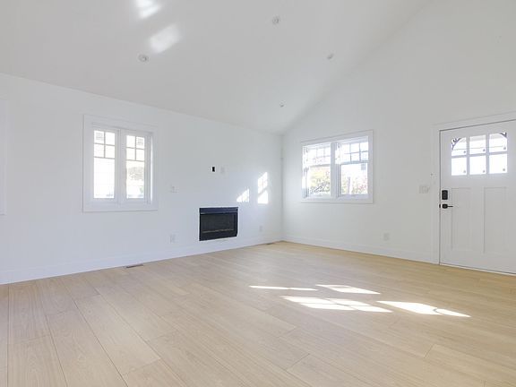 3rd image of 441 Fader St