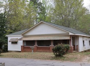 302 Circle Dr, Cornelia, GA 30531