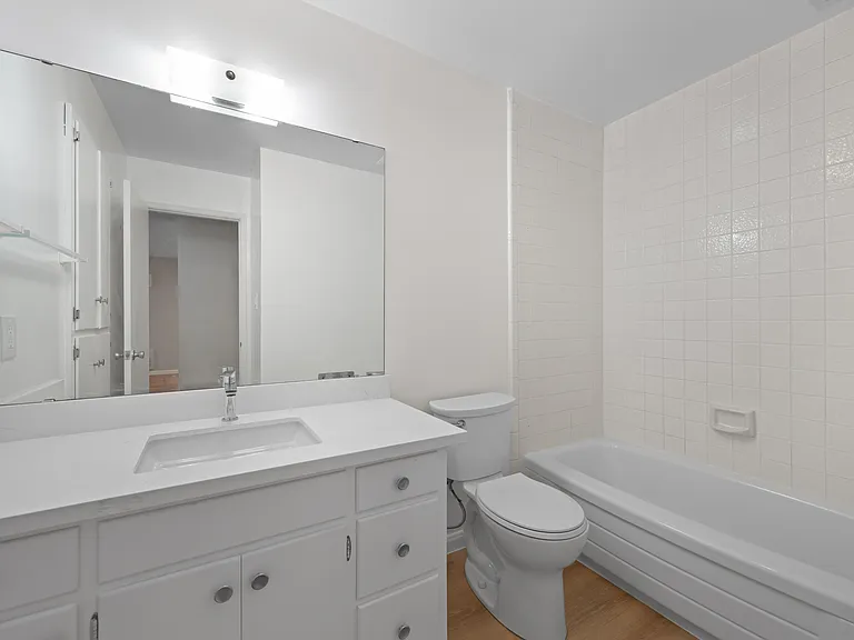 220 Athol Avenue — Photo 8