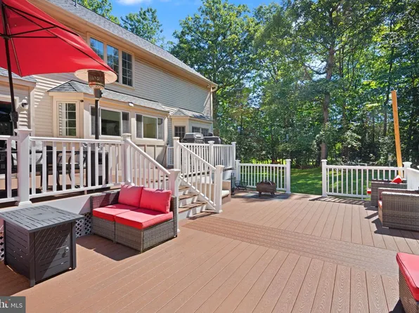 7912 Wingate Dr, Glenn Dale, MD 20769