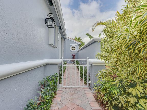 5th image of 4353 Kensington Park Way