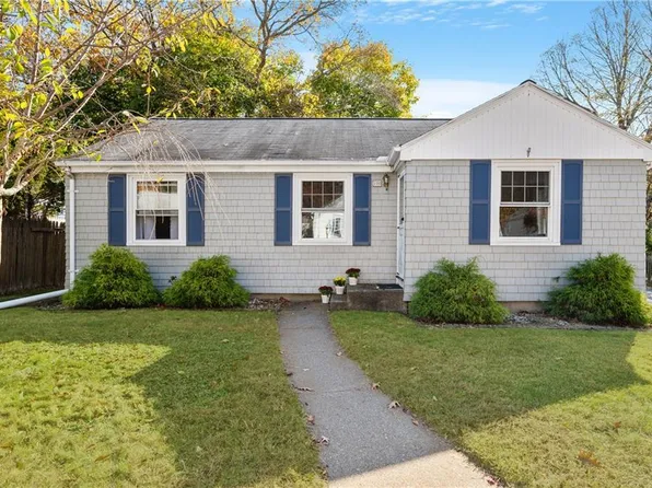 100 Martha St, Pawtucket, RI 02860