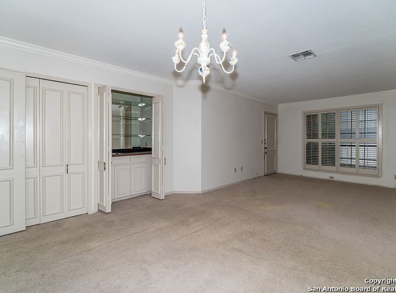 3rd image of 7815 Broadway St