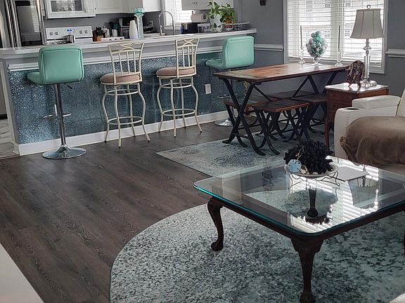 3rd image of 500 Wickham Dr Unit 1067